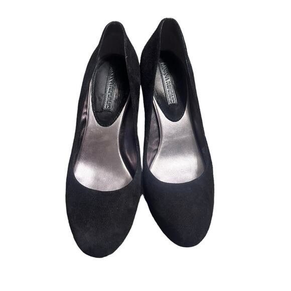 Banana Republic size 7 Suede Pumps - Picture 6 of 6